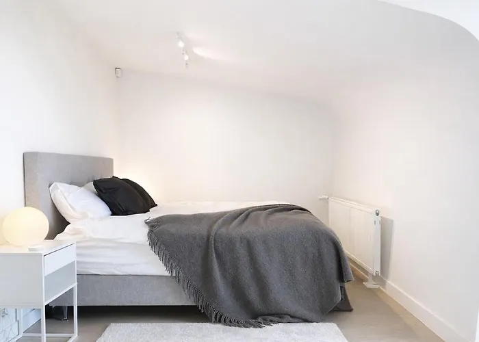 Korter Design Penthouse With Private Sauna & Sunset Balcony *