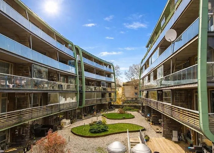 Design Penthouse With Private Sauna & Sunset Balcony *